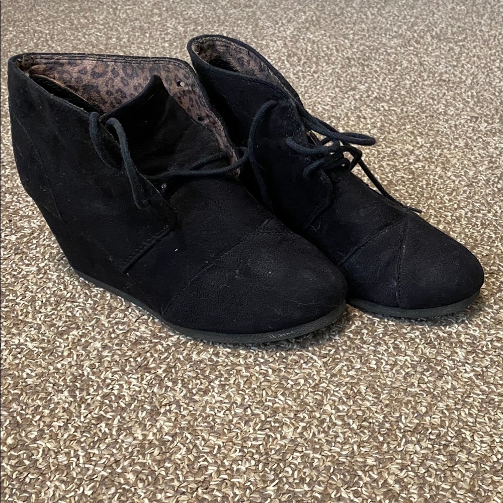 Black heels